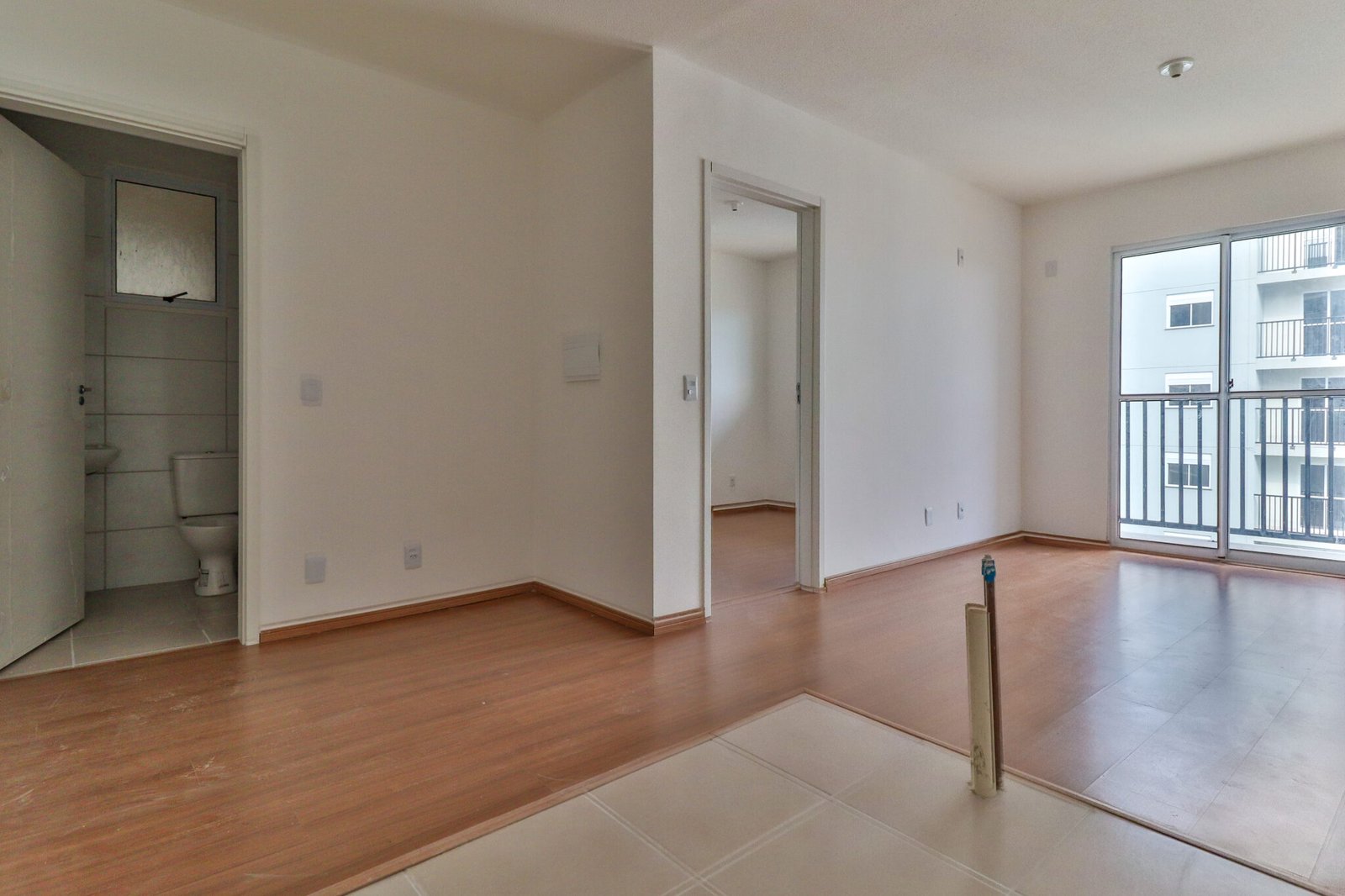 APARTAMENTO 89 TORRE B (2)