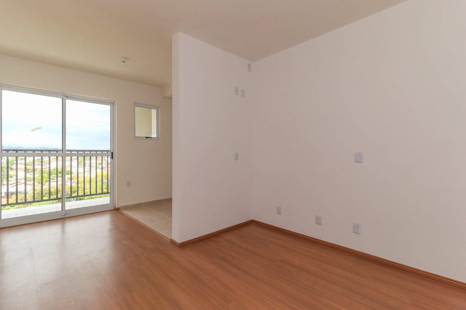 APARTAMENTO 96 TORRE B (2)
