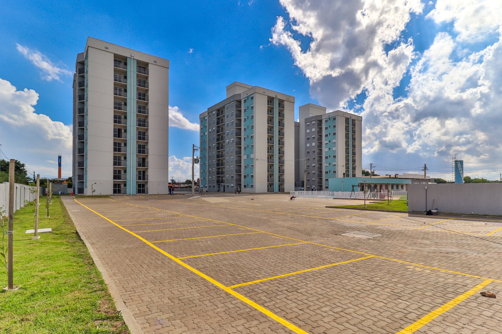 AREA CONDOMINIAL - CAPRI (47)